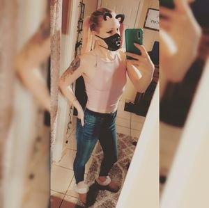 Meet your Posher, Angelica